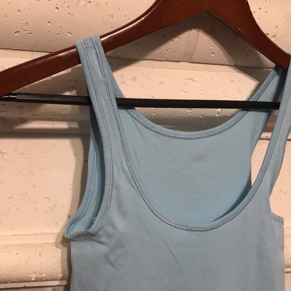 0321 Lululemon - Yoga Tank Top 😘😍 - Picture 6 of 10